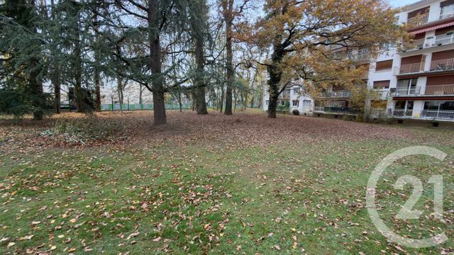 Appartement F2 à vendre - 2 pièces - 45.55 m2 - EVRY - 91 - ILE-DE-FRANCE - Century 21 Eureka