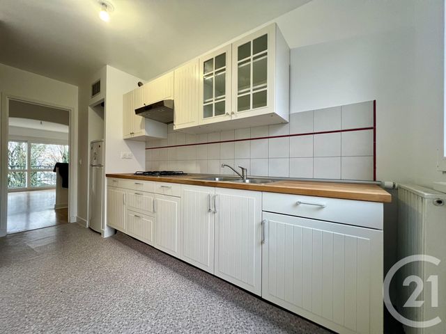 Appartement F3 à louer - 3 pièces - 64.11 m2 - EVRY - 91 - ILE-DE-FRANCE - Century 21 Eureka