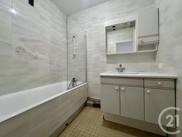 Appartement F3 à louer - 3 pièces - 64.11 m2 - EVRY - 91 - ILE-DE-FRANCE - Century 21 Eureka