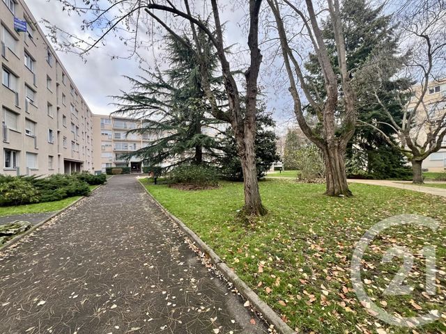 Appartement F3 à louer - 3 pièces - 64.11 m2 - EVRY - 91 - ILE-DE-FRANCE - Century 21 Eureka