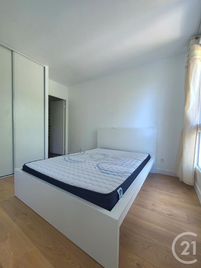 Appartement F2 à louer - 2 pièces - 40.38 m2 - EVRY - 91 - ILE-DE-FRANCE - Century 21 Eureka