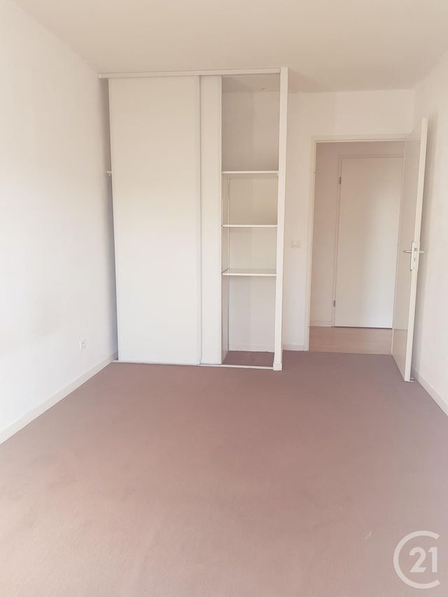 Appartement F3 à vendre - 3 pièces - 60.02 m2 - EVRY - 91 - ILE-DE-FRANCE - Century 21 Eureka