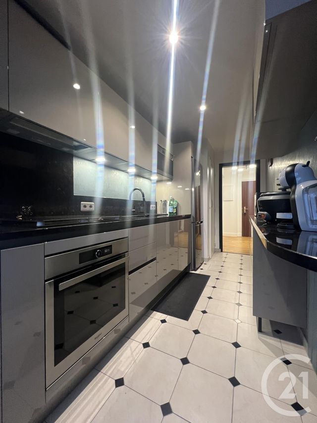 Appartement F4 à vendre - 4 pièces - 76.37 m2 - EVRY - 91 - ILE-DE-FRANCE - Century 21 Eureka