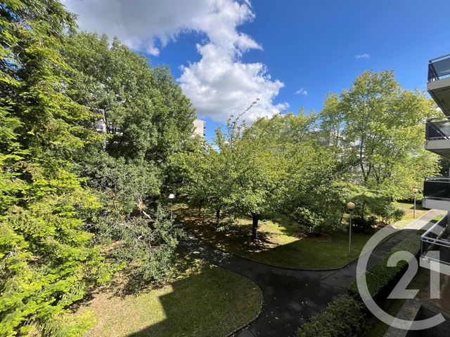 Appartement F2 à vendre - 2 pièces - 48.48 m2 - EVRY - 91 - ILE-DE-FRANCE - Century 21 Eureka