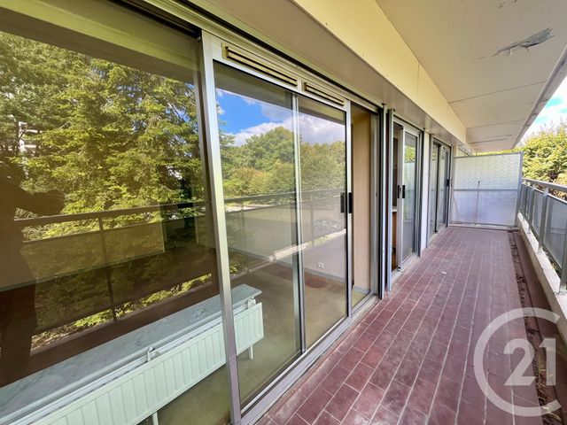 Appartement F2 à vendre - 2 pièces - 48.48 m2 - EVRY - 91 - ILE-DE-FRANCE - Century 21 Eureka