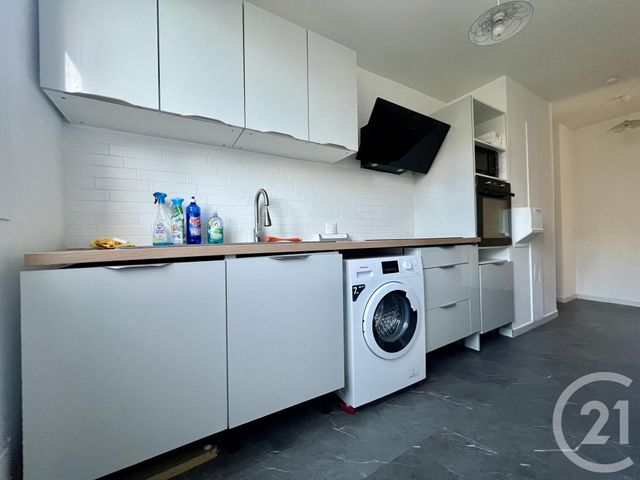 Appartement F4 à louer - 4 pièces - 84.3 m2 - RIS ORANGIS - 91 - ILE-DE-FRANCE - Century 21 Eureka