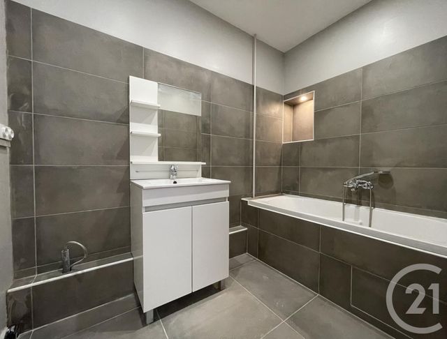 Appartement F4 à louer - 4 pièces - 78.5 m2 - EVRY - 91 - ILE-DE-FRANCE - Century 21 Eureka