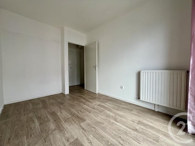 Appartement F3 à louer - 3 pièces - 57.33 m2 - CORBEIL ESSONNES - 91 - ILE-DE-FRANCE - Century 21 Eureka