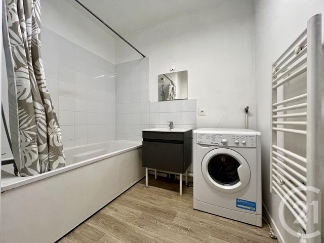 Appartement F3 à louer - 3 pièces - 57.33 m2 - CORBEIL ESSONNES - 91 - ILE-DE-FRANCE - Century 21 Eureka