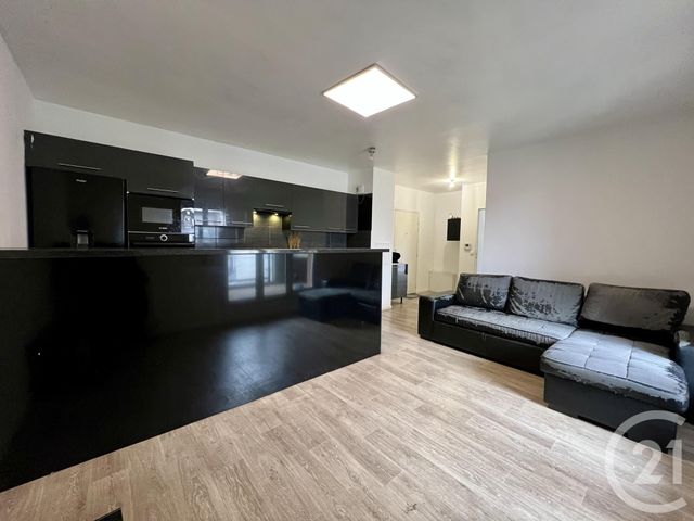 Appartement F3 à louer - 3 pièces - 57.33 m2 - CORBEIL ESSONNES - 91 - ILE-DE-FRANCE - Century 21 Eureka