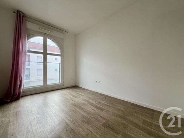 Appartement F3 à louer - 3 pièces - 57.33 m2 - CORBEIL ESSONNES - 91 - ILE-DE-FRANCE - Century 21 Eureka