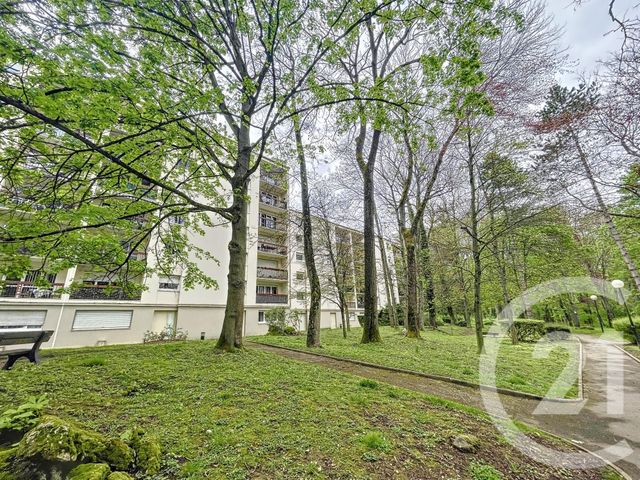 Appartement Studio à louer - 1 pièce - 22.46 m2 - EVRY - 91 - ILE-DE-FRANCE - Century 21 Eureka