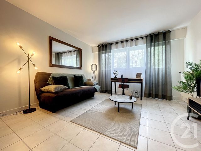 Appartement Studio à louer - 1 pièce - 22.46 m2 - EVRY - 91 - ILE-DE-FRANCE - Century 21 Eureka