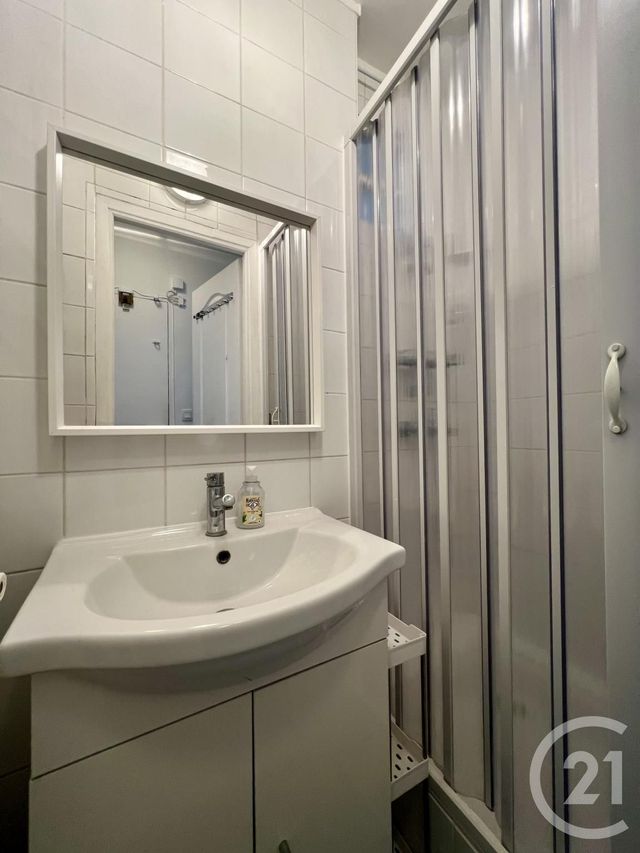 Appartement F2 à louer - 2 pièces - 44.24 m2 - RIS ORANGIS - 91 - ILE-DE-FRANCE - Century 21 Eureka