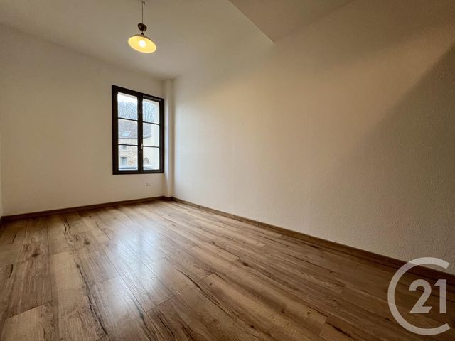 Appartement F2 à louer - 2 pièces - 42.72 m2 - EVRY - 91 - ILE-DE-FRANCE - Century 21 Eureka