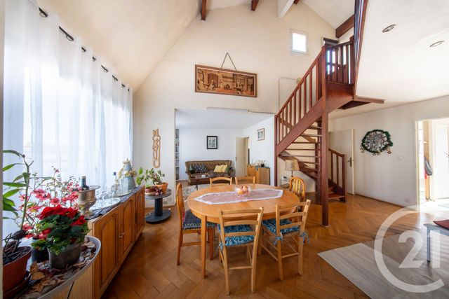 Appartement F5 à vendre - 5 pièces - 101.57 m2 - EVRY - 91 - ILE-DE-FRANCE - Century 21 Eureka