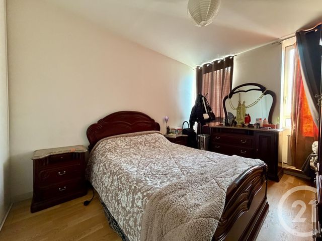 Appartement F2 à vendre - 2 pièces - 42.53 m2 - EVRY - 91 - ILE-DE-FRANCE - Century 21 Eureka