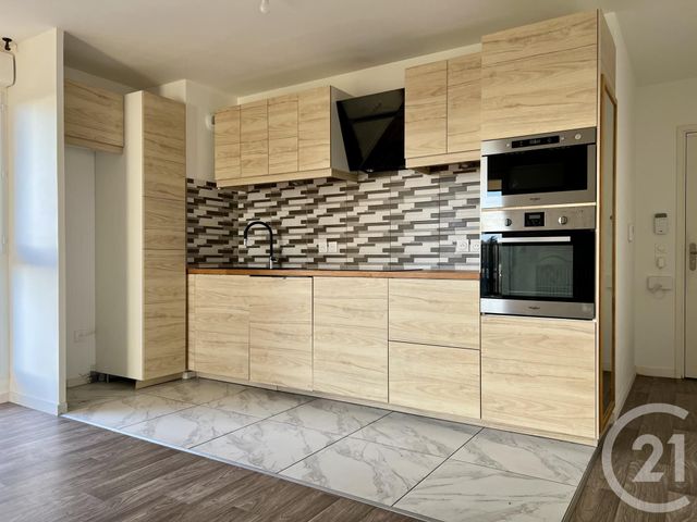 Appartement F3 à louer - 3 pièces - 64.43 m2 - EVRY - 91 - ILE-DE-FRANCE - Century 21 Eureka