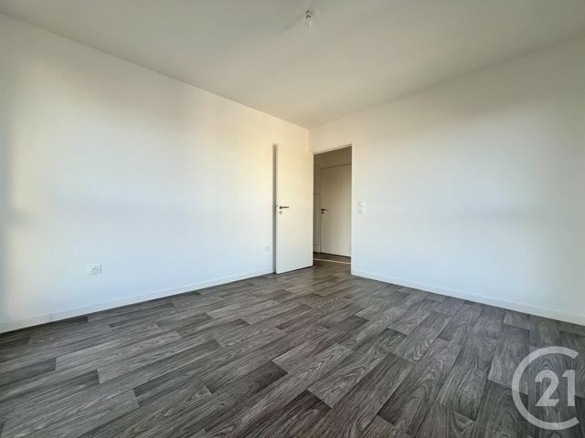 Appartement F3 à louer - 3 pièces - 64.43 m2 - EVRY - 91 - ILE-DE-FRANCE - Century 21 Eureka