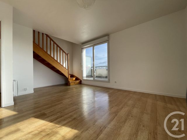Appartement F3 à vendre - 3 pièces - 61.7 m2 - EVRY - 91 - ILE-DE-FRANCE - Century 21 Eureka