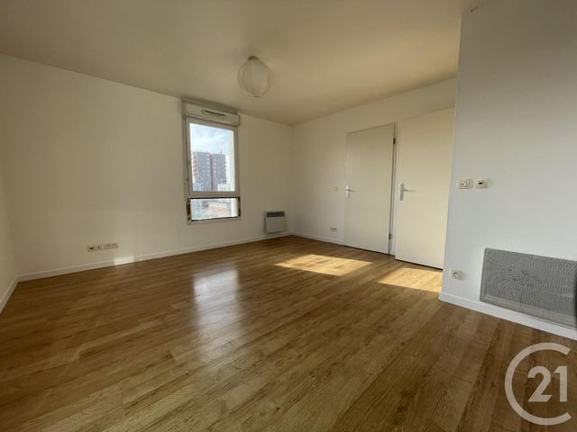 Appartement F3 à vendre - 3 pièces - 61.7 m2 - EVRY - 91 - ILE-DE-FRANCE - Century 21 Eureka