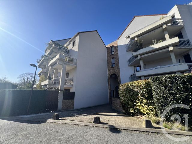 Appartement F5 à louer - 5 pièces - 90.71 m2 - ETIOLLES - 91 - ILE-DE-FRANCE - Century 21 Eureka