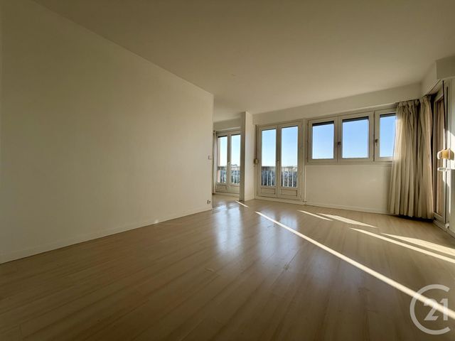 Appartement F4 à louer - 4 pièces - 76.26 m2 - EVRY - 91 - ILE-DE-FRANCE - Century 21 Eureka