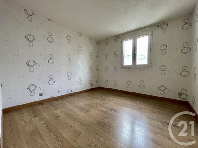 Appartement F3 à louer - 3 pièces - 54.86 m2 - EVRY - 91 - ILE-DE-FRANCE - Century 21 Eureka