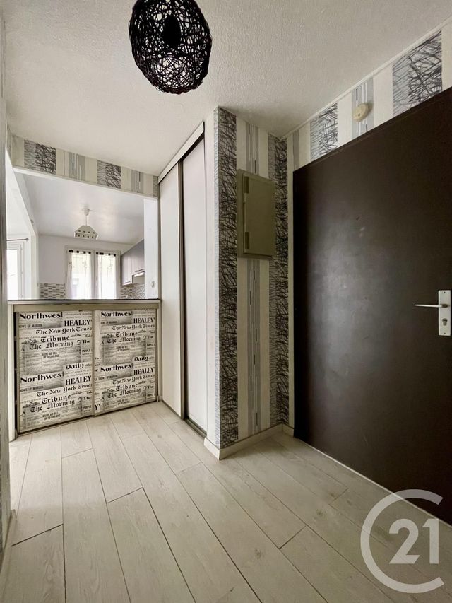 Appartement F3 à louer - 3 pièces - 54.86 m2 - EVRY - 91 - ILE-DE-FRANCE - Century 21 Eureka