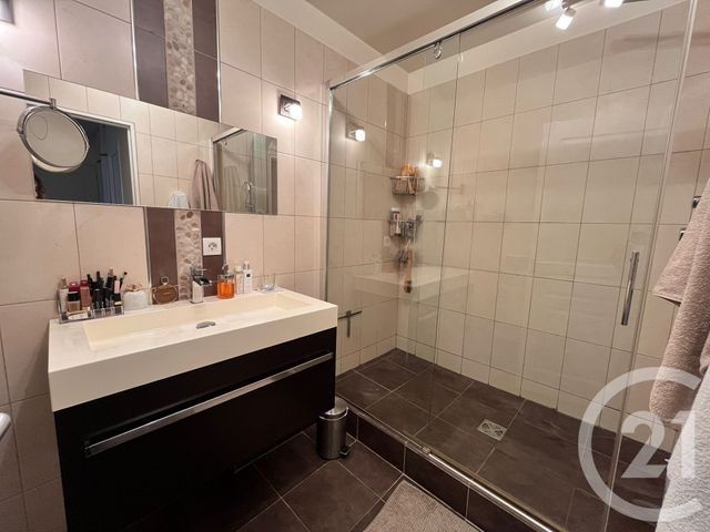 Appartement F3 à vendre - 3 pièces - 65.0 m2 - EVRY - 91 - ILE-DE-FRANCE - Century 21 Eureka