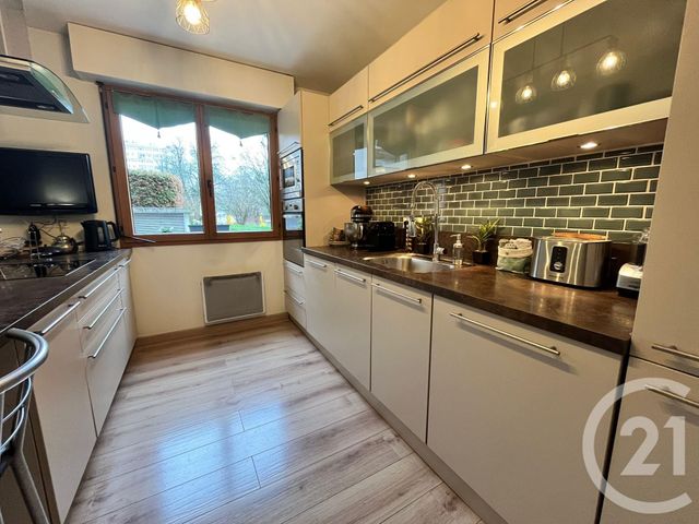 Appartement F3 à vendre - 3 pièces - 65.0 m2 - EVRY - 91 - ILE-DE-FRANCE - Century 21 Eureka