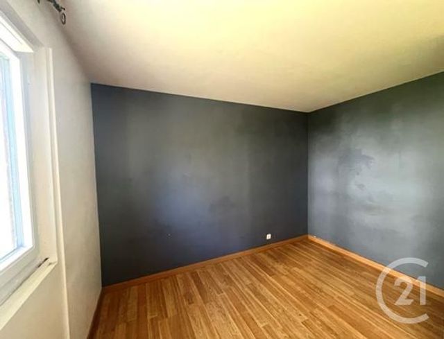 Appartement F4 à vendre - 4 pièces - 76.4 m2 - EVRY - 91 - ILE-DE-FRANCE - Century 21 Eureka