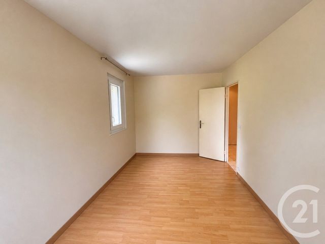 Appartement F4 à vendre - 4 pièces - 76.4 m2 - EVRY - 91 - ILE-DE-FRANCE - Century 21 Eureka