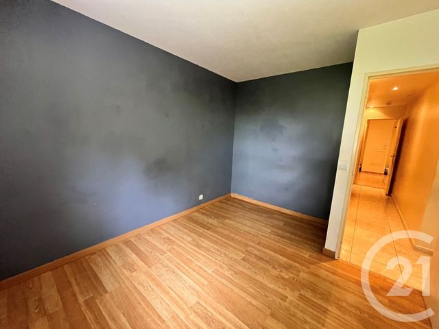 Appartement F4 à vendre - 4 pièces - 76.4 m2 - EVRY - 91 - ILE-DE-FRANCE - Century 21 Eureka