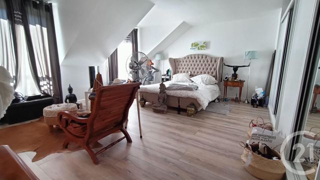 Appartement Duplex à vendre - 6 pièces - 157.0 m2 - EVRY - 91 - ILE-DE-FRANCE - Century 21 Eureka