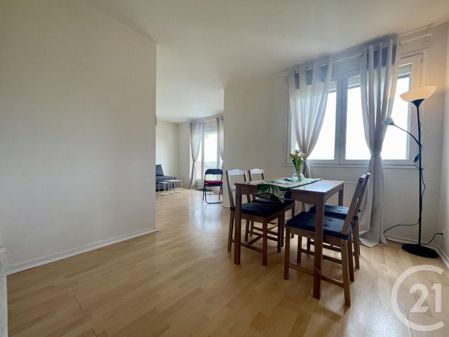 Appartement F3 à louer - 3 pièces - 67.06 m2 - EVRY - 91 - ILE-DE-FRANCE - Century 21 Eureka
