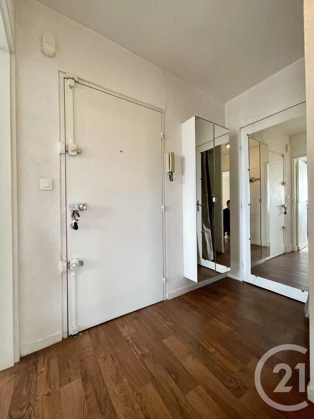 Appartement F3 à louer - 3 pièces - 67.06 m2 - EVRY - 91 - ILE-DE-FRANCE - Century 21 Eureka