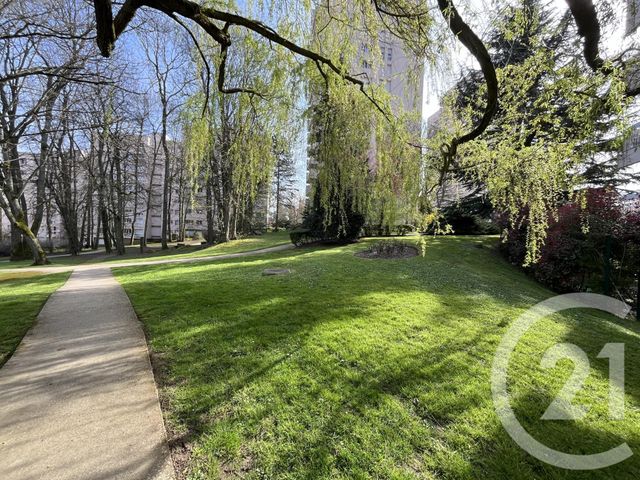 Appartement F3 à louer - 3 pièces - 67.06 m2 - EVRY - 91 - ILE-DE-FRANCE - Century 21 Eureka