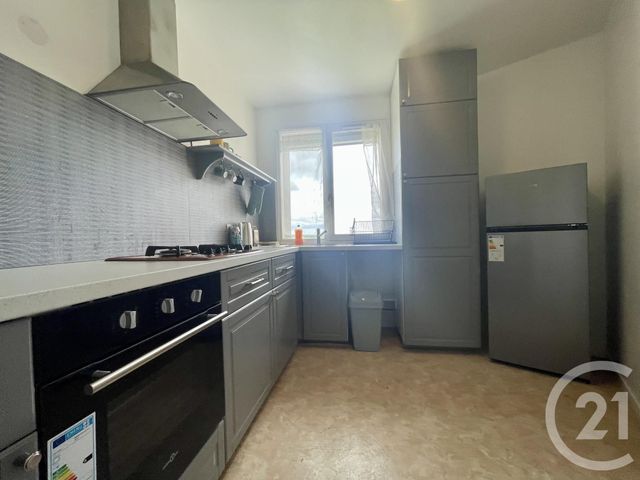Appartement F3 à louer - 3 pièces - 67.06 m2 - EVRY - 91 - ILE-DE-FRANCE - Century 21 Eureka