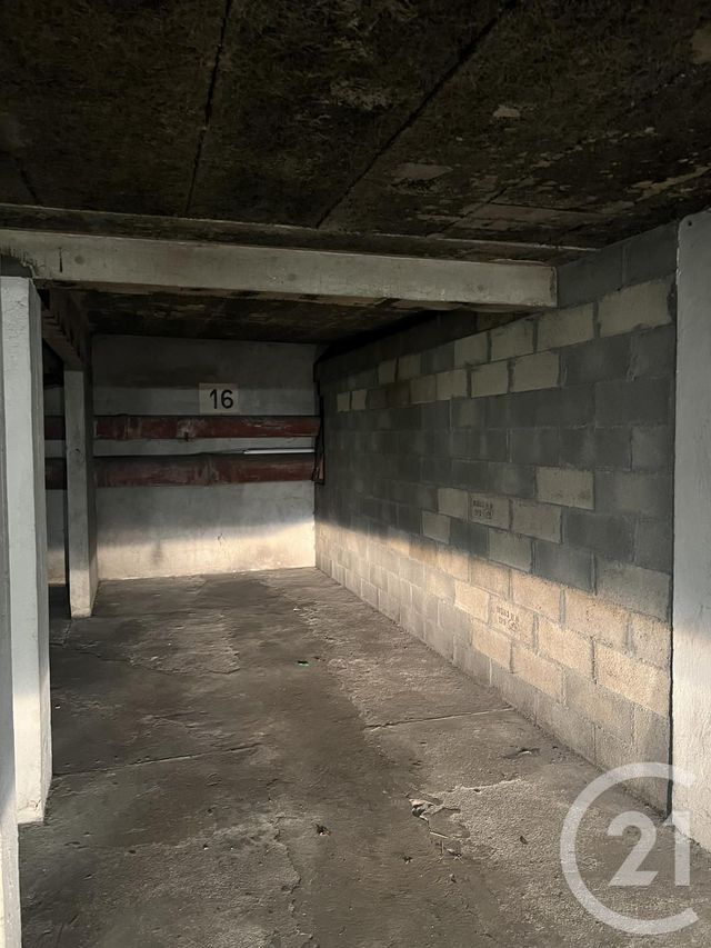 Parking à louer EVRY