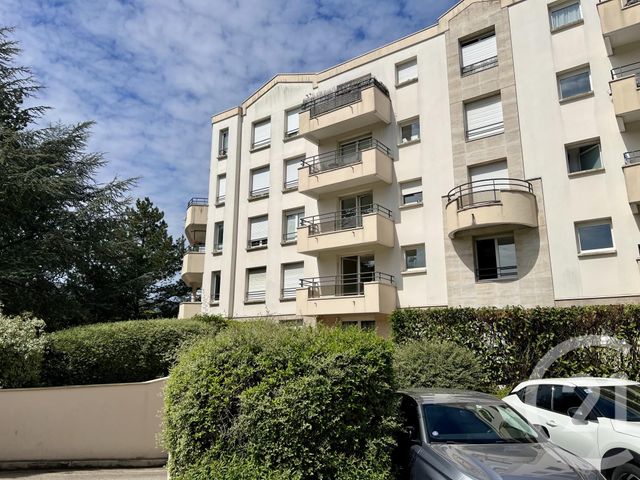 Appartement F2 à louer - 2 pièces - 46.99 m2 - EVRY - 91 - ILE-DE-FRANCE - Century 21 Eureka