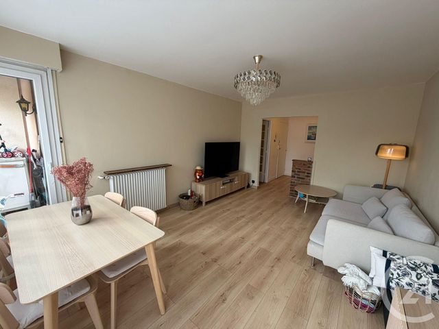 Appartement à vendre - 4 pièces - 77.0 m2 - EVRY - 91 - ILE-DE-FRANCE - Century 21 Eureka