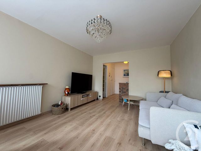 Appartement à vendre - 4 pièces - 77.0 m2 - EVRY - 91 - ILE-DE-FRANCE - Century 21 Eureka