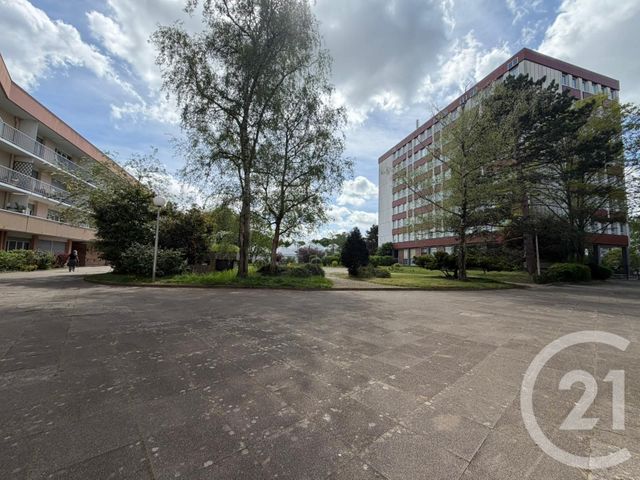 Appartement à vendre - 4 pièces - 77.0 m2 - EVRY - 91 - ILE-DE-FRANCE - Century 21 Eureka