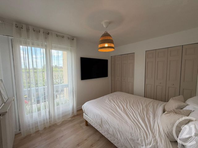 Appartement à vendre - 4 pièces - 77.0 m2 - EVRY - 91 - ILE-DE-FRANCE - Century 21 Eureka