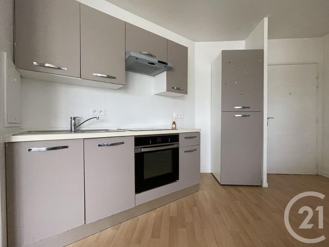 Appartement F3 à louer - 3 pièces - 55.61 m2 - EVRY - 91 - ILE-DE-FRANCE - Century 21 Eureka