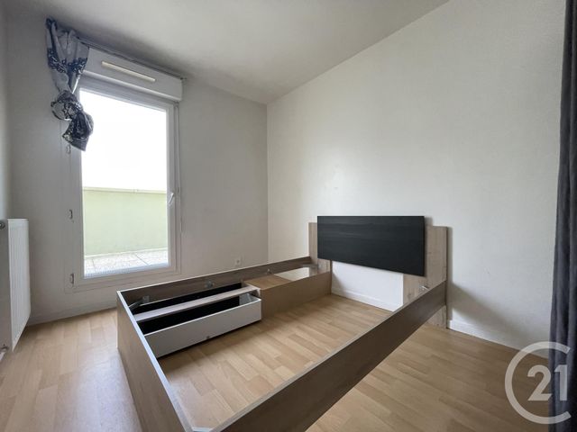Appartement F3 à louer - 3 pièces - 55.61 m2 - EVRY - 91 - ILE-DE-FRANCE - Century 21 Eureka