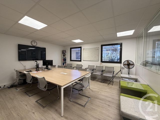 Appartement à vendre - 4 pièces - 138.0 m2 - EVRY - 91 - ILE-DE-FRANCE - Century 21 Eureka
