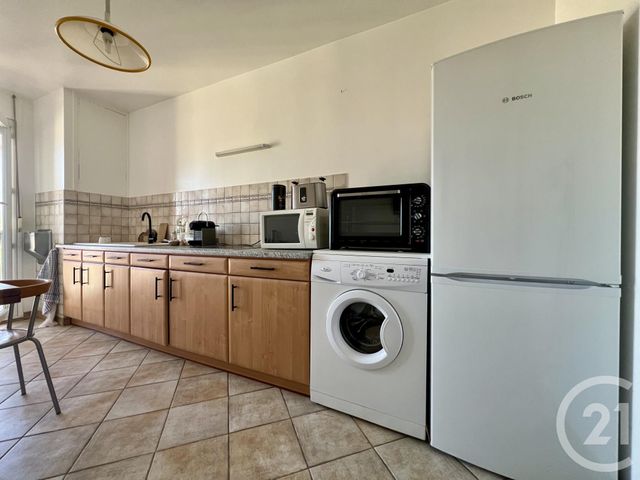Appartement F4 à vendre - 4 pièces - 77.2 m2 - EVRY - 91 - ILE-DE-FRANCE - Century 21 Eureka