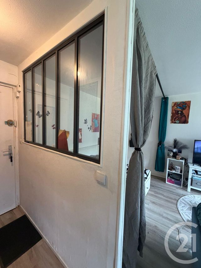 Appartement F1 à vendre - 1 pièce - 34.0 m2 - EVRY - 91 - ILE-DE-FRANCE - Century 21 Eureka